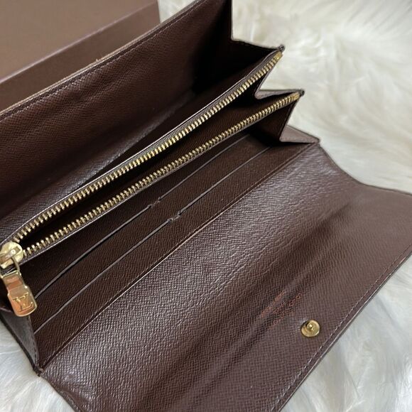 💯Authentic Louis Vuitton DE Long Wallet 🍀 - Picture 10 of 14
